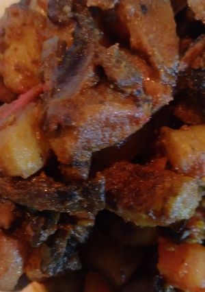 আলু মাশরুম ভাজা(aloo mushroom bhaja recipe in Bengali) রেসিপির প্রধান ছবি