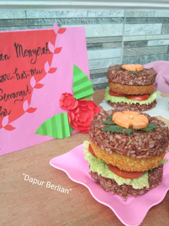 Foto resep Burger nasi merah with patty tempe kulit singkong