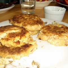 Paleo Crab Cakes A picture of Paleo Crab Cakes.