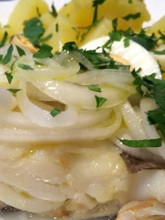 Una foto de Bacalao al horno a la portuguesa (videoreceta)