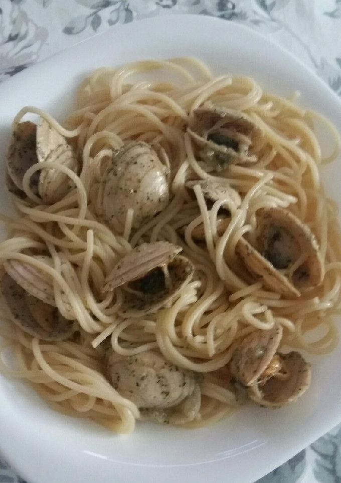 Una foto de Spaguetti con almejas