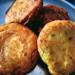 A picture of Beealoo tikki.