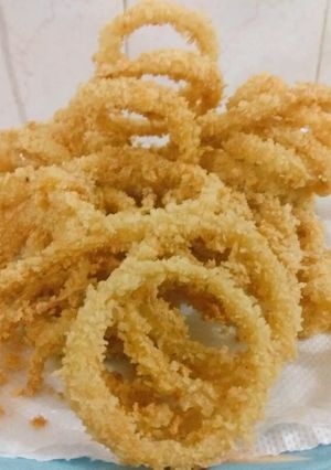 A picture of Simple Onion Rings.