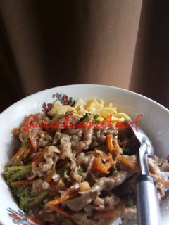 Foto resep Rice bowl Gyudon ft veggie + scramble egg