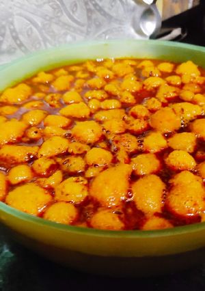A picture of Besan Mogra with Potatoes.
