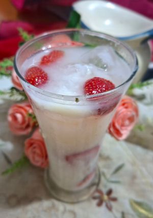 Foto resep Es Sirsak Strawberry