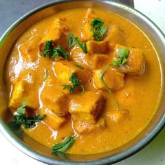 A picture of Paneer butter masala.