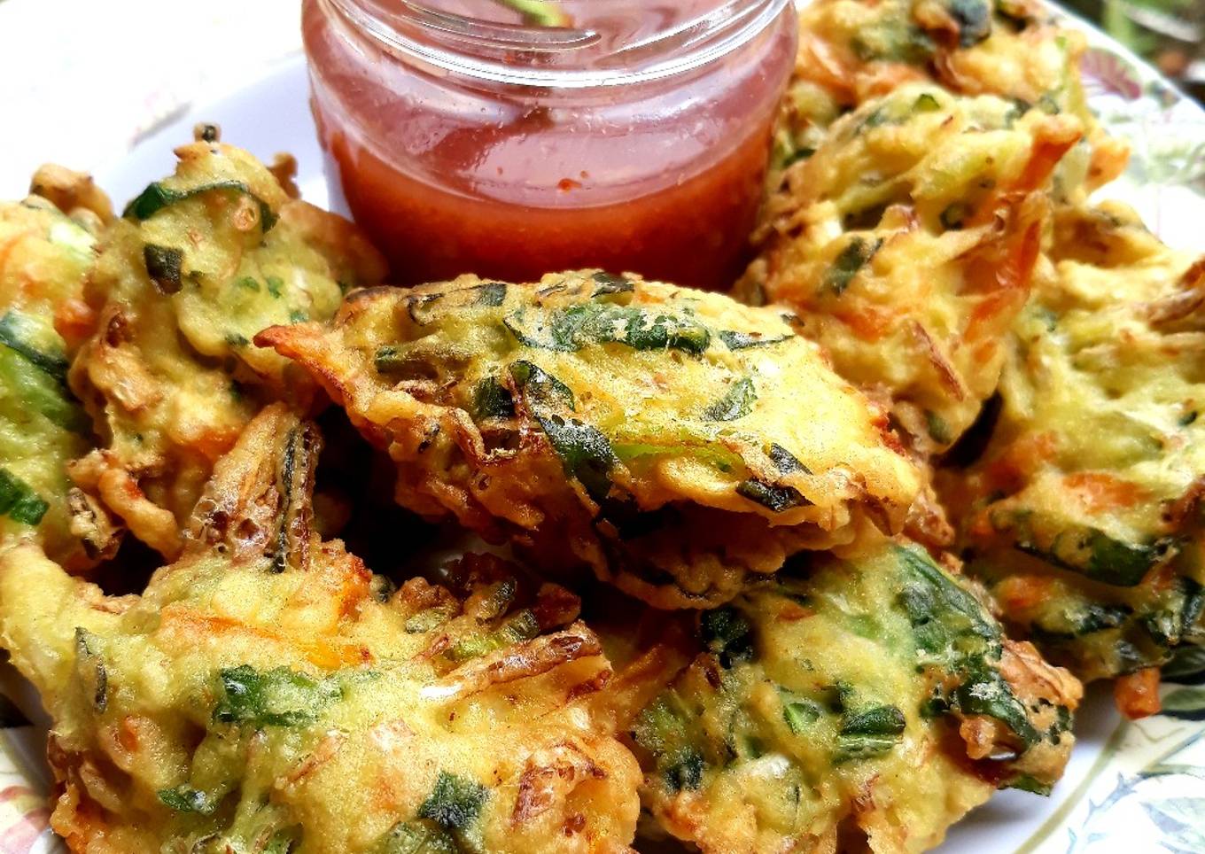Bakwan Sayur Saos Pedas Manis