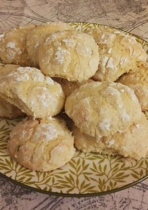 Una foto de Galletas Craqueladas de vainilla rellenas de chocolate