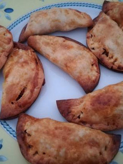 Una foto de Empanadillas rellenas con salchichas