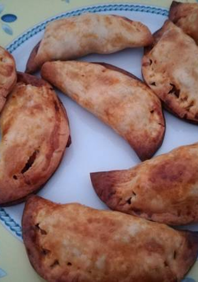 Una foto de Empanadillas rellenas con salchichas
