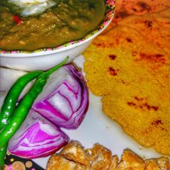 A picture of Sarso ka Saag with Makke ki Roti.