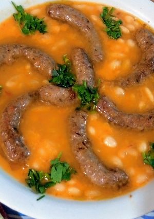 صورة لوصفة لوبيا بالمرقاز ولا أروع 😋 حارة وبنينة