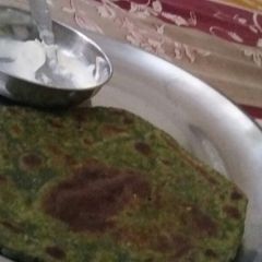 Meethi paratha with malai A picture of Meethi paratha with malai.