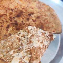 A picture of चीज़ पनीर पराठा (Cheese paneer paratha recipe in Hindi).