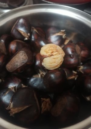 Una foto de Castañas en olla a presión
