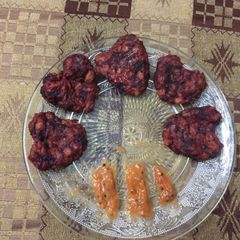 A picture of Beetroot and chanadal kabab.