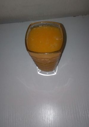 A picture of Papaya juice with milk, humm vry sweet.try it!.