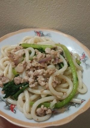 Hình của món Mì tươi xào thịt.