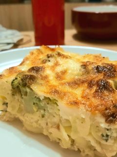 Sajtos, tejszínes brokkolis tészta gluténmentesen recept fotója
