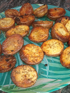 Una foto de Patatitas al horno con romero