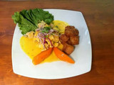 Ceviche de pescado al ají amarillo y chicharrón de pescado