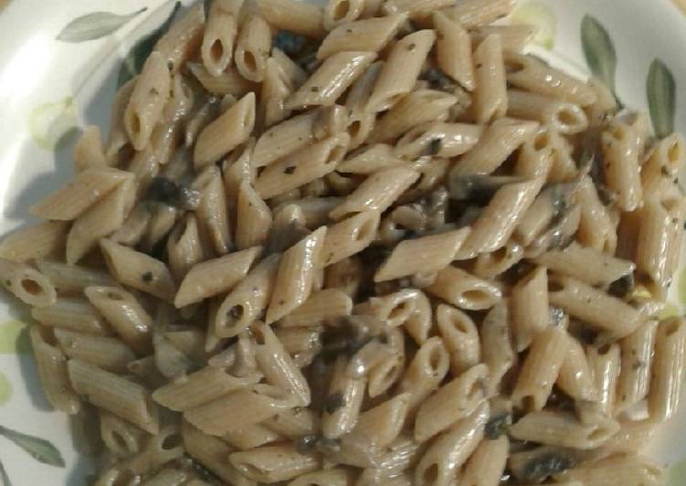 Penne integrali ai funghi