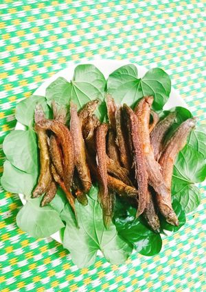 Hình của món Trạch chấu chiên giòn quấn lá lốt.