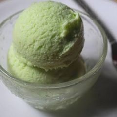 A picture of Pista ice cream.