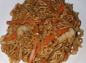 Gambar Megi goreng rencah sendiri