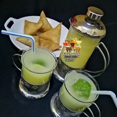 A picture of Ginger and pineapple Drink.