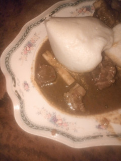 A picture of Tuwon semovita da miyan kuka.