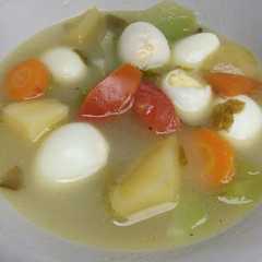 รูปของ Sop sayur telur puyuh