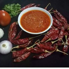 A picture of Shezwan sauce/chutney.