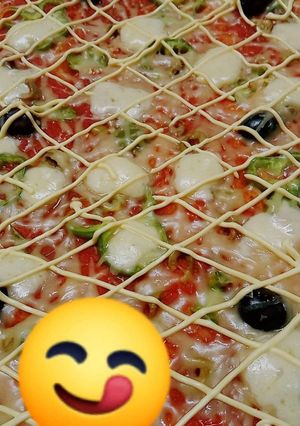 صورة لوصفة بيتزا سهلة وبزاف بنينة