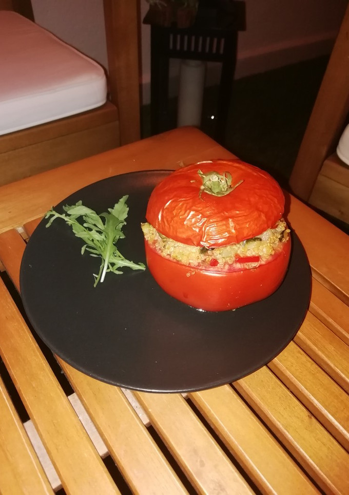 Una foto de Tomates rellenos con quinoa