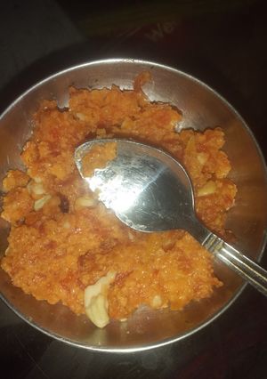 गाजर का हलवा (gajar ka halwa recipe in Hindi) रेसिपी मुख्य फोटो