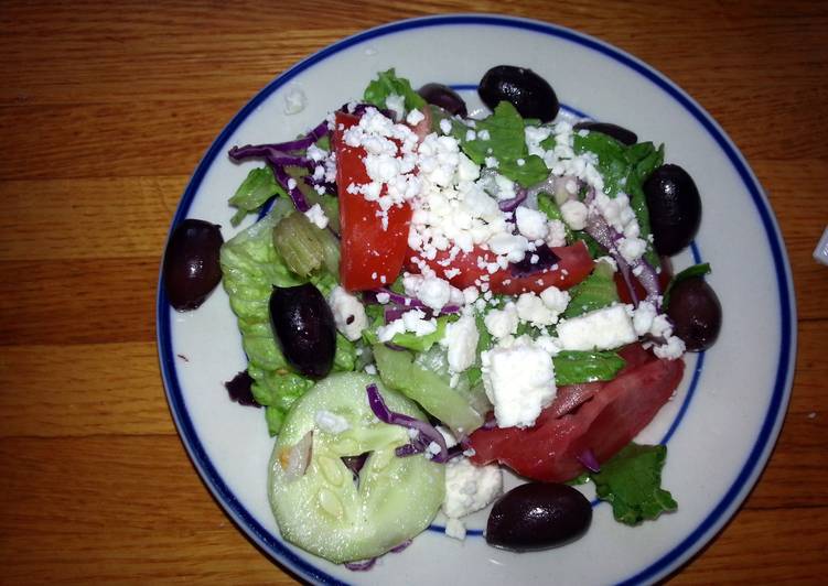 Step-by-Step Guide to Prepare Perfect taisen&#39;s almost greek salad