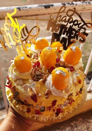 A picture of Mother's day special rasmalai cake.