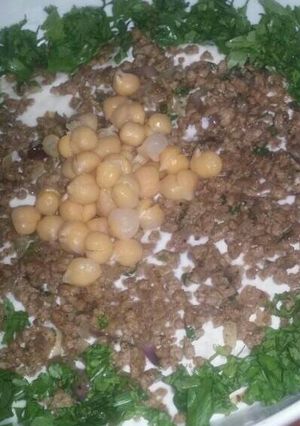 صورة لوصفة فكرة الفطور (فتة حمص)