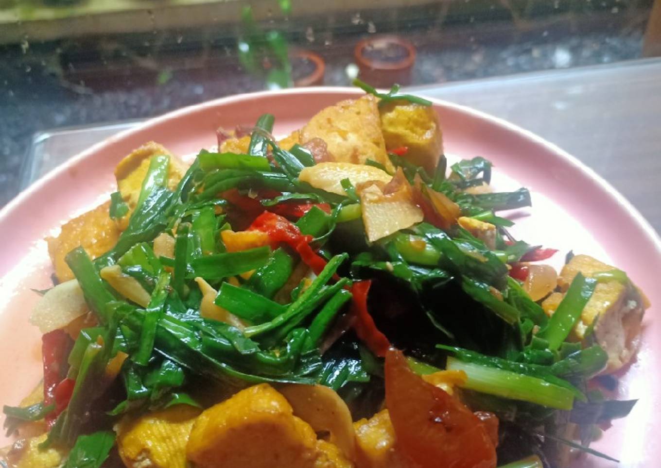 Oseng Tahu Kucai
