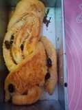 Roti kismis dan keju (adonan margarin no ulen no telur)
