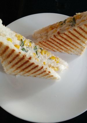 A picture of Mint corn sandwich.