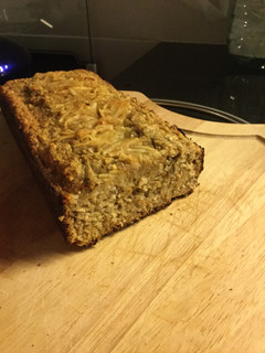 Una foto de Budín de banana y manzana sin azúcar