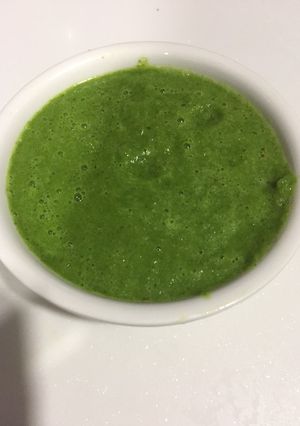 A picture of Green tomatoes chutney.