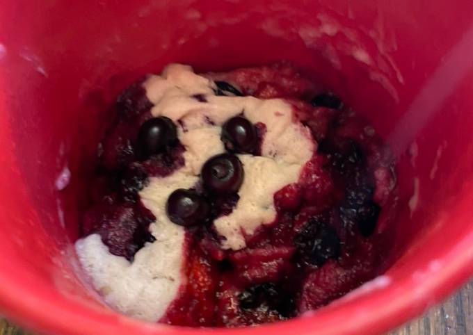 How to Prepare Quick Blueberry mug muffins