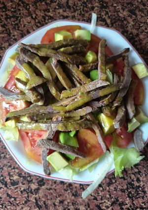 Una foto de Ensalada de Ternera