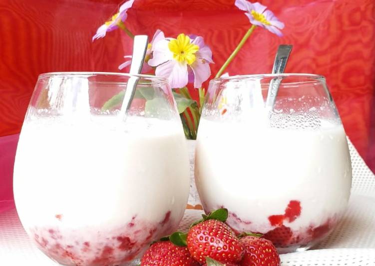 Korean Fresh Strawberry Milk
