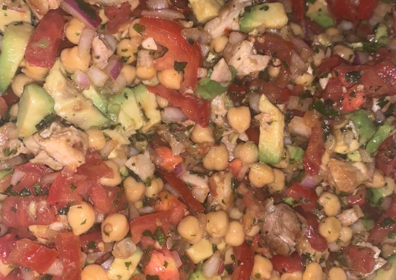 🍅Ensalada de garbanzos, tomate y aguacate 🥑