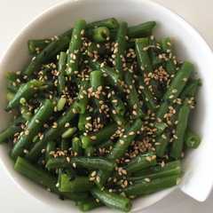 Una foto de Ensalada de vainitas